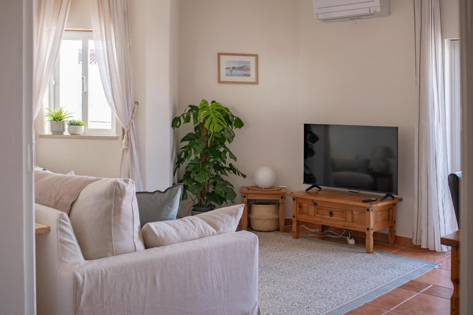 Charming - Walk To & Historic Centre Apartamento Lagos