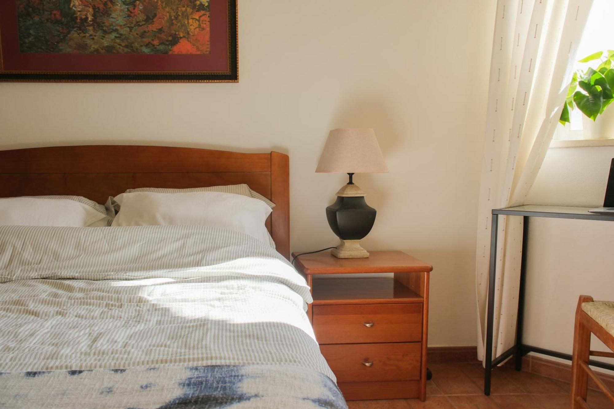 Charming - Walk To & Historic Centre Lagos