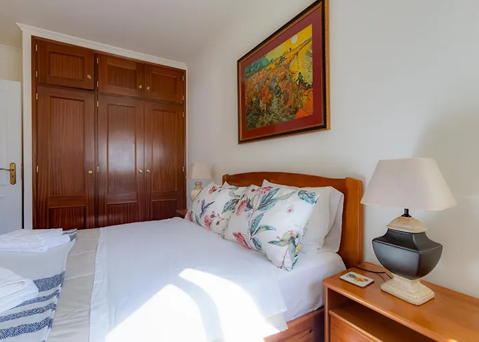 Historic Old Town Stay With Beach And Ocean View