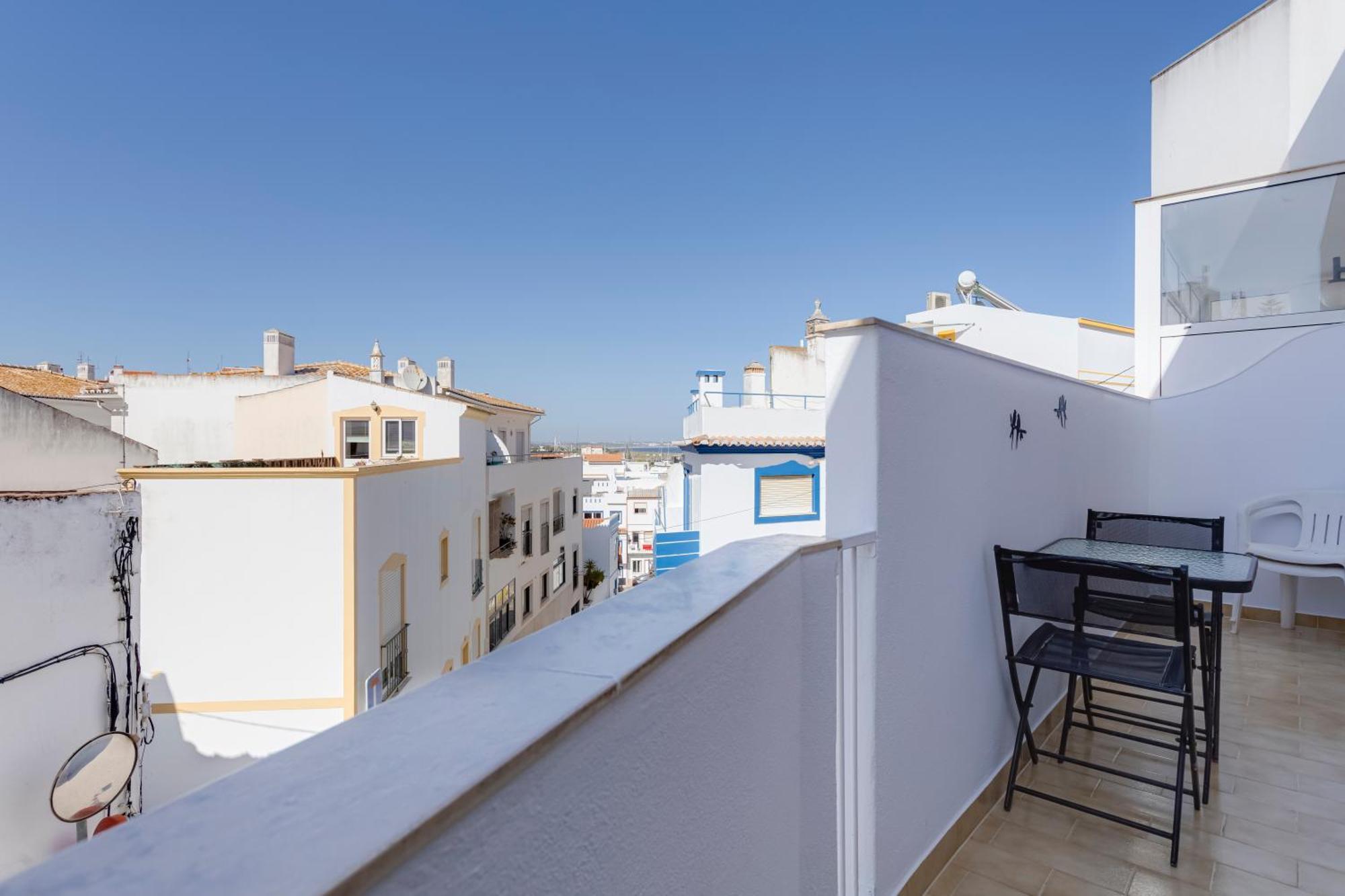 Historic Old Town With And Ocean View Apartment